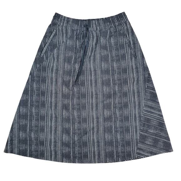 Athleta Striped Skirt Sz 12 Pockets Drawstring Waist Casual Athletic Travel - Picture 2 of 7
